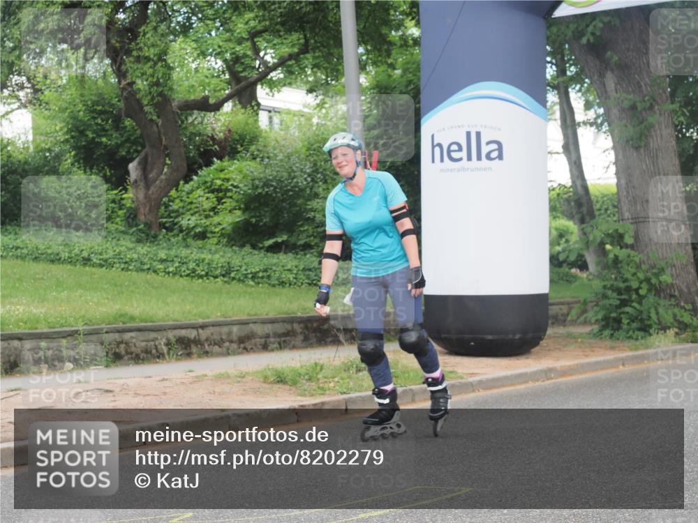 29.06.2025 - hella hamburg halbmarathon KatJ http://msf.ph/oto/8202279 29.06.2025 09:31:19 Zwischen KM18-KM19  meine-sportfotos.de