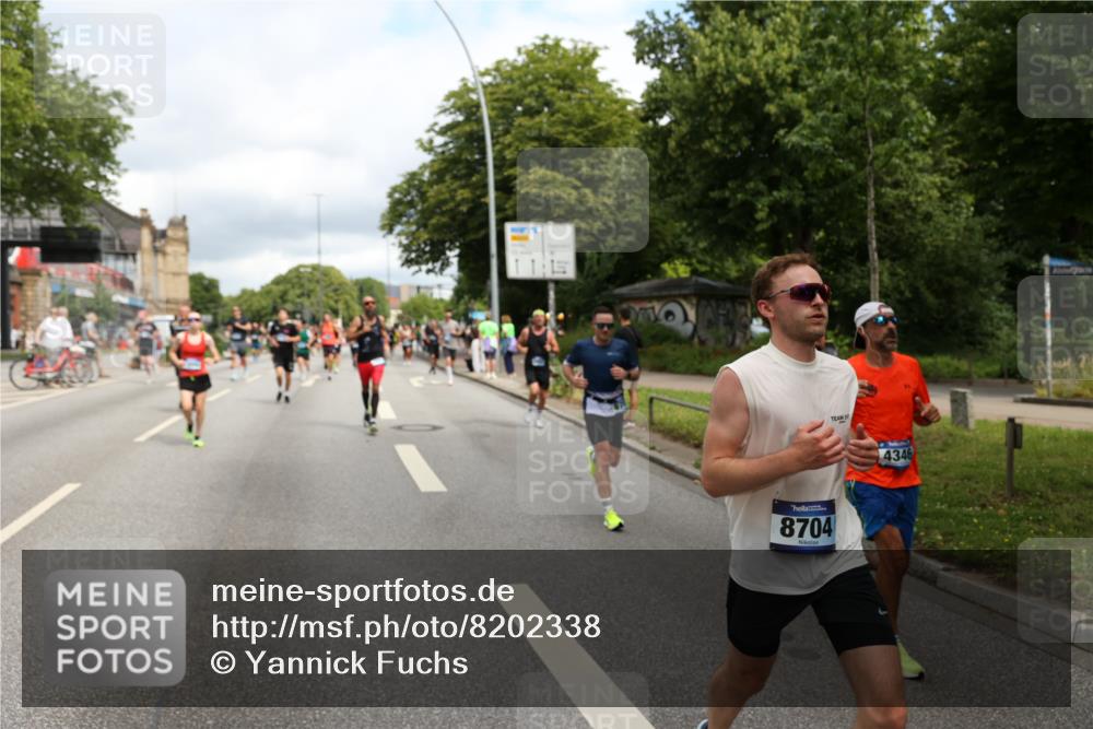 29.06.2025 - hella hamburg halbmarathon Yannick Fuchs http://msf.ph/oto/8202338 29.06.2025 10:44:47 20KM 1119, 1461, 1466, 1507, 1750, 1817, 2207, 2880, 3654, 4077, 4346, 4816, 5018, 5115, 6027, 6662, 6712, 6795, 7052, 7134, 7176, 7397, 7583, 7930, 7932, 8117, 8572, 8704, 8819, 9057, 11214, 11356, 11607, 12016, 12624, 12949, 13008, 13687, 13701, 13875, 14034, 14125, 14257, 14626, 15362, 15395, 15720, 15803, 15950, 16285, 16291, 16716, 17179, 17221, 17384, 18006, 18066, 18370, 18394, 18489, 18811 meine-sportfotos.de