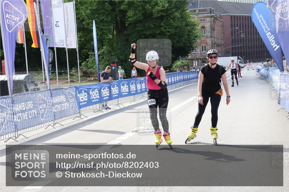 29.06.2025 - hella hamburg halbmarathon Strokosch-Dieckow http://msf.ph/oto/8202403 29.06.2025 09:54:02 Ziel 20045, 20494, 20506 meine-sportfotos.de