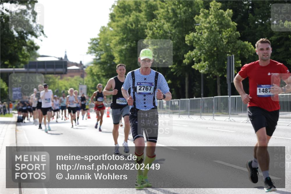 29.06.2025 - hella hamburg halbmarathon Jannik Wohlers http://msf.ph/oto/8202449 29.06.2025 09:47:50 Lombardsbrücke 1385, 1743, 2714, 2767, 3959, 4860, 5091, 5315, 6684, 6829, 6990, 8362, 8933, 10793, 10900, 11202, 11227, 11620, 11929, 12290, 12514, 13595, 14875, 14908, 15015, 15415, 15701, 15959, 16119, 16158, 17022, 17024, 17217, 17643, 18103, 18220, 18584, 18679 meine-sportfotos.de