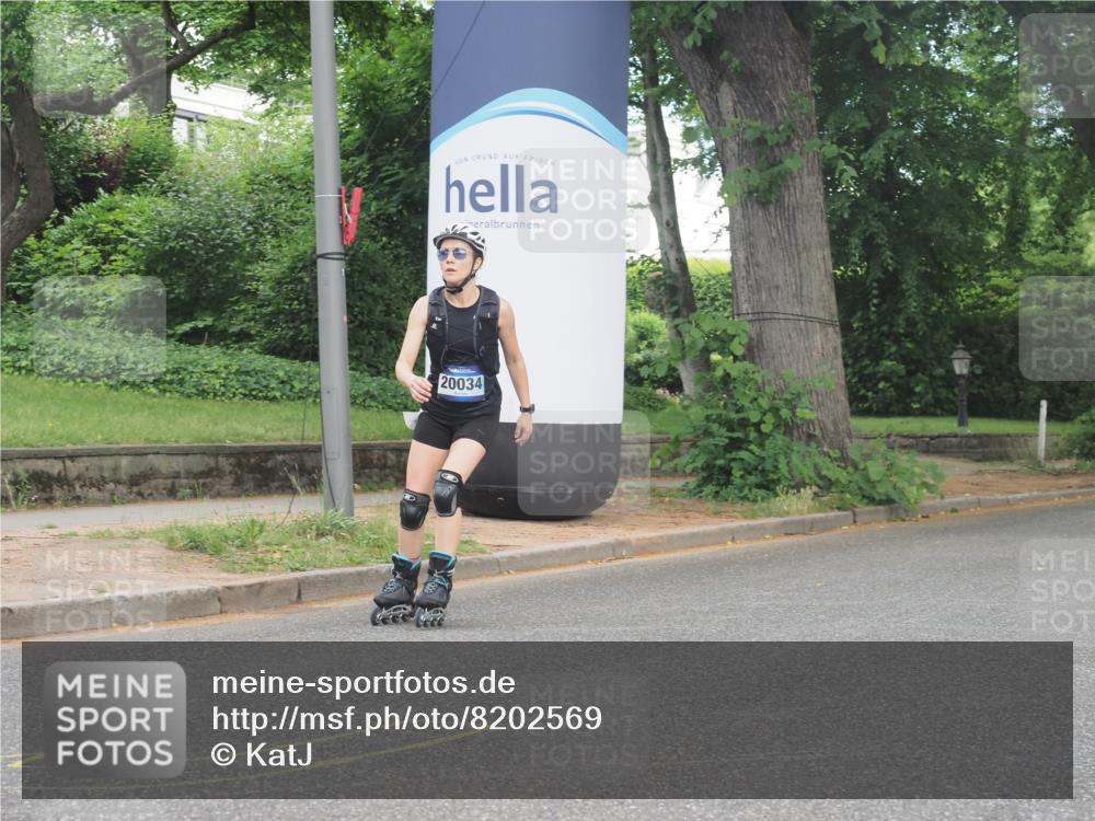 29.06.2025 - hella hamburg halbmarathon KatJ http://msf.ph/oto/8202569 29.06.2025 09:31:25 Zwischen KM18-KM19  meine-sportfotos.de