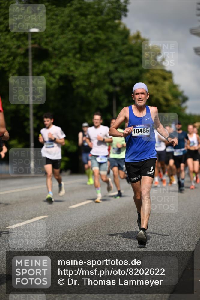 29.06.2025 - hella hamburg halbmarathon Dr. Thomas Lammeyer http://msf.ph/oto/8202622 29.06.2025 09:48:24 Kennedybrücke 1758, 2746, 3043, 3201, 4050, 5070, 5269, 5328, 5746, 6619, 6781, 7272, 8209, 8883, 9137, 9381, 10156, 10171, 10486, 11169, 11413 meine-sportfotos.de