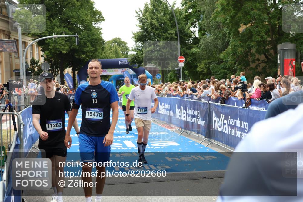 29.06.2025 - hella hamburg halbmarathon Zöllner http://msf.ph/oto/8202660 29.06.2025 10:47:51 Ziel 2340, 5915, 6836, 8564, 11961, 12679, 14383, 17229, 18356, 18430, 18836 meine-sportfotos.de