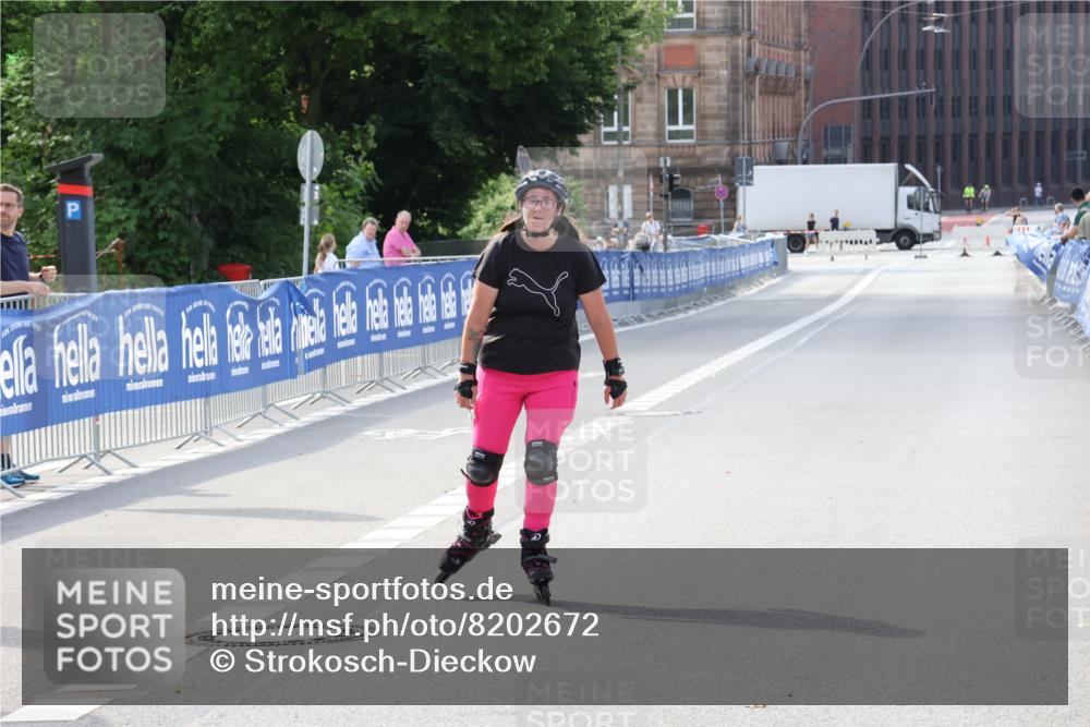 29.06.2025 - hella hamburg halbmarathon Strokosch-Dieckow http://msf.ph/oto/8202672 29.06.2025 09:54:21 Ziel 20504 meine-sportfotos.de