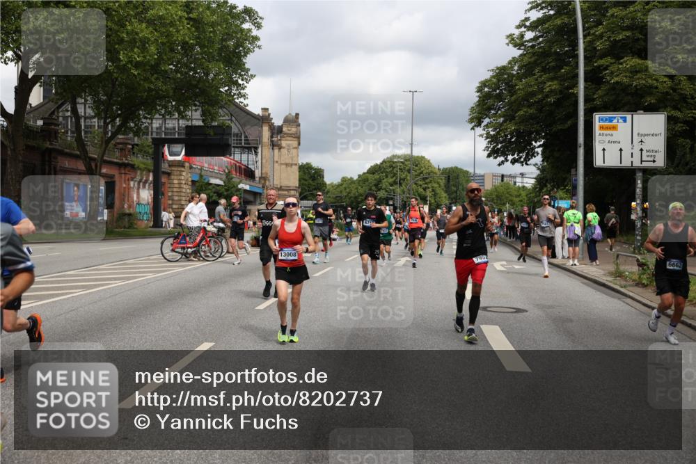 29.06.2025 - hella hamburg halbmarathon Yannick Fuchs http://msf.ph/oto/8202737 29.06.2025 10:44:48 20KM 1461, 1466, 1507, 1750, 1817, 2207, 2880, 3654, 4077, 4346, 4816, 5018, 5115, 6027, 6662, 6712, 6795, 7052, 7134, 7176, 7397, 7583, 7930, 7932, 8117, 8205, 8572, 8704, 8819, 9057, 11214, 11356, 11607, 12016, 12624, 12949, 13008, 13687, 13701, 13875, 14034, 14125, 14257, 14626, 15362, 15395, 15720, 15803, 15950, 16285, 16291, 16716, 17129, 17179, 17221, 17384, 18006, 18066, 18370, 18394, 18489, 18811 meine-sportfotos.de