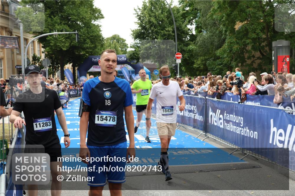 29.06.2025 - hella hamburg halbmarathon Zöllner http://msf.ph/oto/8202743 29.06.2025 10:47:52 Ziel 2340, 5915, 6836, 8564, 11961, 12679, 14383, 17229, 18356, 18430, 18836 meine-sportfotos.de