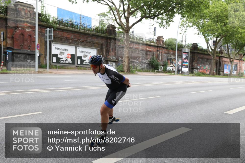 29.06.2025 - hella hamburg halbmarathon Yannick Fuchs http://msf.ph/oto/8202746 29.06.2025 09:14:54 20KM 3 meine-sportfotos.de