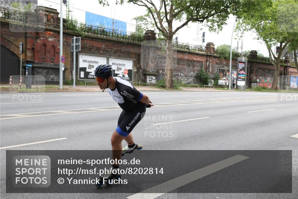 29.06.2025 - hella hamburg halbmarathon Yannick Fuchs http://msf.ph/oto/8202814 29.06.2025 09:14:54 20KM 3 meine-sportfotos.de