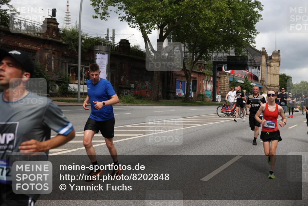 29.06.2025 - hella hamburg halbmarathon Yannick Fuchs http://msf.ph/oto/8202848 29.06.2025 10:44:48 20KM 1461, 1466, 1507, 1750, 1817, 2207, 2880, 3654, 4077, 4346, 4816, 5018, 5115, 6027, 6662, 6712, 6795, 7052, 7134, 7176, 7397, 7583, 7930, 7932, 8117, 8205, 8572, 8704, 8819, 9057, 11214, 11356, 11607, 12016, 12624, 12949, 13008, 13687, 13701, 13875, 14034, 14125, 14257, 14626, 15362, 15395, 15720, 15803, 15950, 16285, 16291, 16716, 17129, 17179, 17221, 17384, 18006, 18066, 18370, 18394, 18489, 18811 meine-sportfotos.de