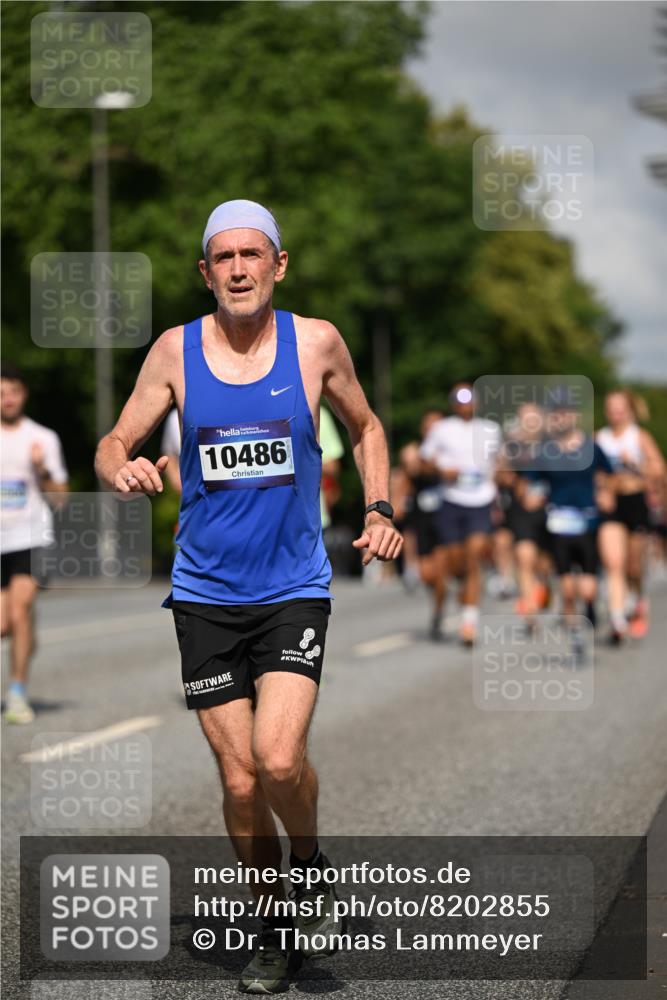 29.06.2025 - hella hamburg halbmarathon Dr. Thomas Lammeyer http://msf.ph/oto/8202855 29.06.2025 09:48:25 Kennedybrücke 1758, 2746, 3043, 3201, 4050, 5070, 5269, 5328, 5746, 6619, 6781, 7272, 8209, 8883, 9137, 9381, 10156, 10171, 10486, 11169, 11413 meine-sportfotos.de