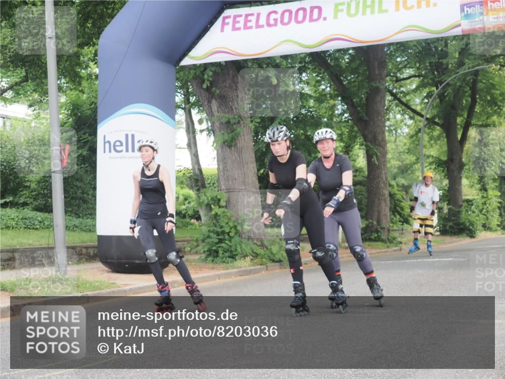 29.06.2025 - hella hamburg halbmarathon KatJ http://msf.ph/oto/8203036 29.06.2025 09:31:32 Zwischen KM18-KM19  meine-sportfotos.de