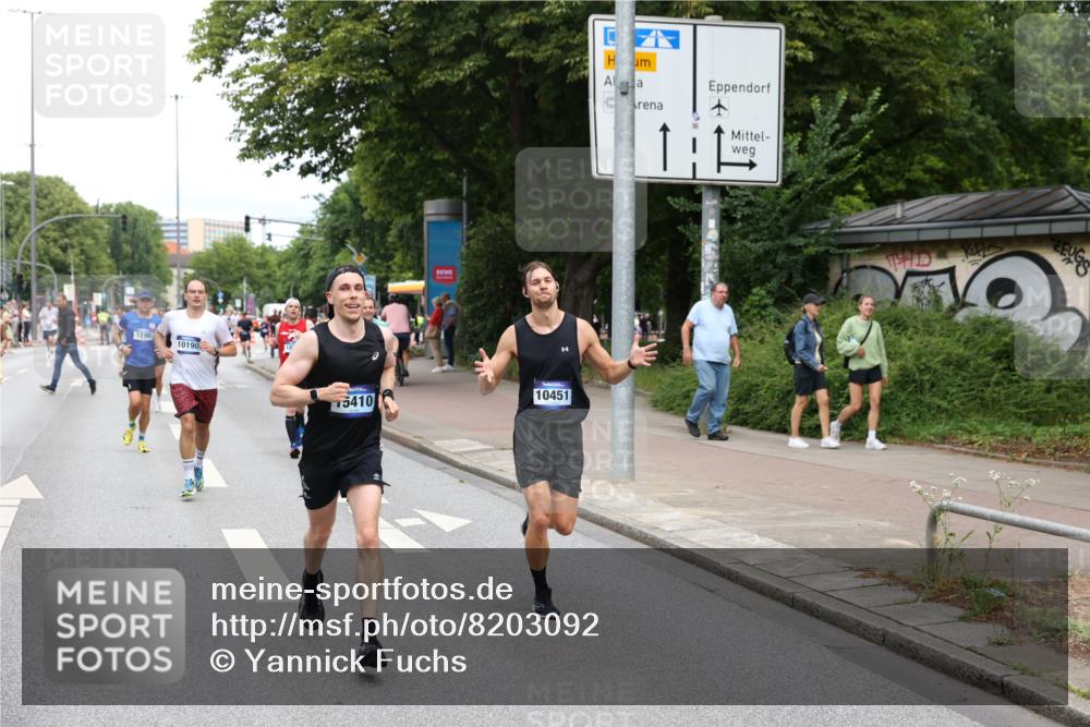29.06.2025 - hella hamburg halbmarathon Yannick Fuchs http://msf.ph/oto/8203092 29.06.2025 10:32:09 20KM 1290, 1505, 2196, 2404, 3790, 5042, 5791, 5923, 6047, 6458, 9017, 9914, 9944, 10190, 10451, 10922, 11106, 11423, 12739, 12900, 13141, 13148, 13372, 13854, 14387, 15178, 15410, 16992, 17125, 17137, 18103, 18159, 18216, 18357, 18986 meine-sportfotos.de