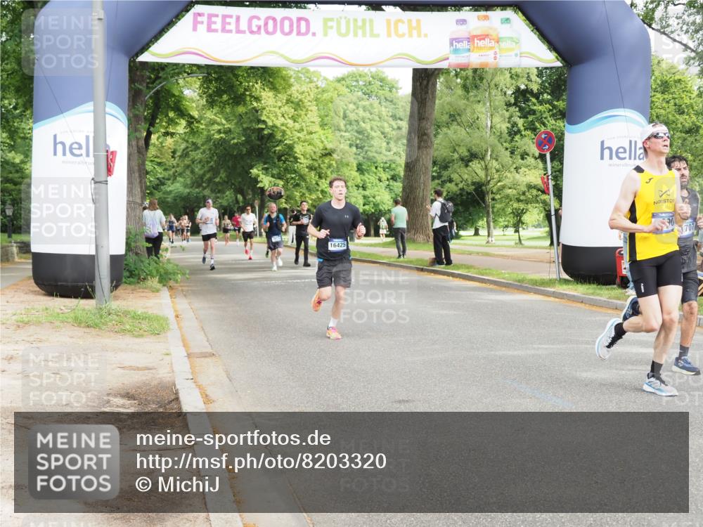 29.06.2025 - hella hamburg halbmarathon MichiJ http://msf.ph/oto/8203320 29.06.2025 10:21:56 Zwischen KM18-KM19 1707, 1990, 4679, 11150, 13686, 14276, 16425 meine-sportfotos.de