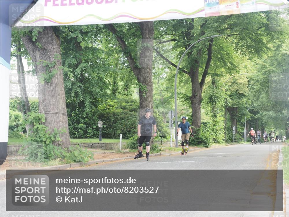 29.06.2025 - hella hamburg halbmarathon KatJ http://msf.ph/oto/8203527 29.06.2025 09:31:47 Zwischen KM18-KM19  meine-sportfotos.de