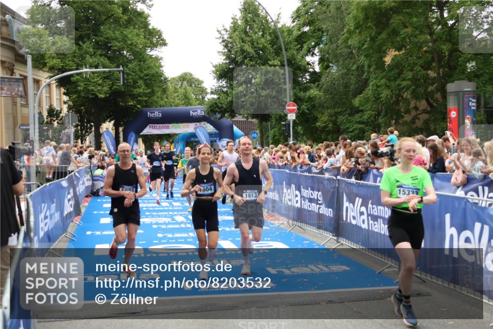 29.06.2025 - hella hamburg halbmarathon Zöllner http://msf.ph/oto/8203532 29.06.2025 10:48:04 Ziel 1086, 1604, 1613, 4324, 4528, 4601, 5022, 6377, 12706, 12724, 12747, 12808, 13570, 15333, 16149, 16766, 18206, 18922, 19198 meine-sportfotos.de