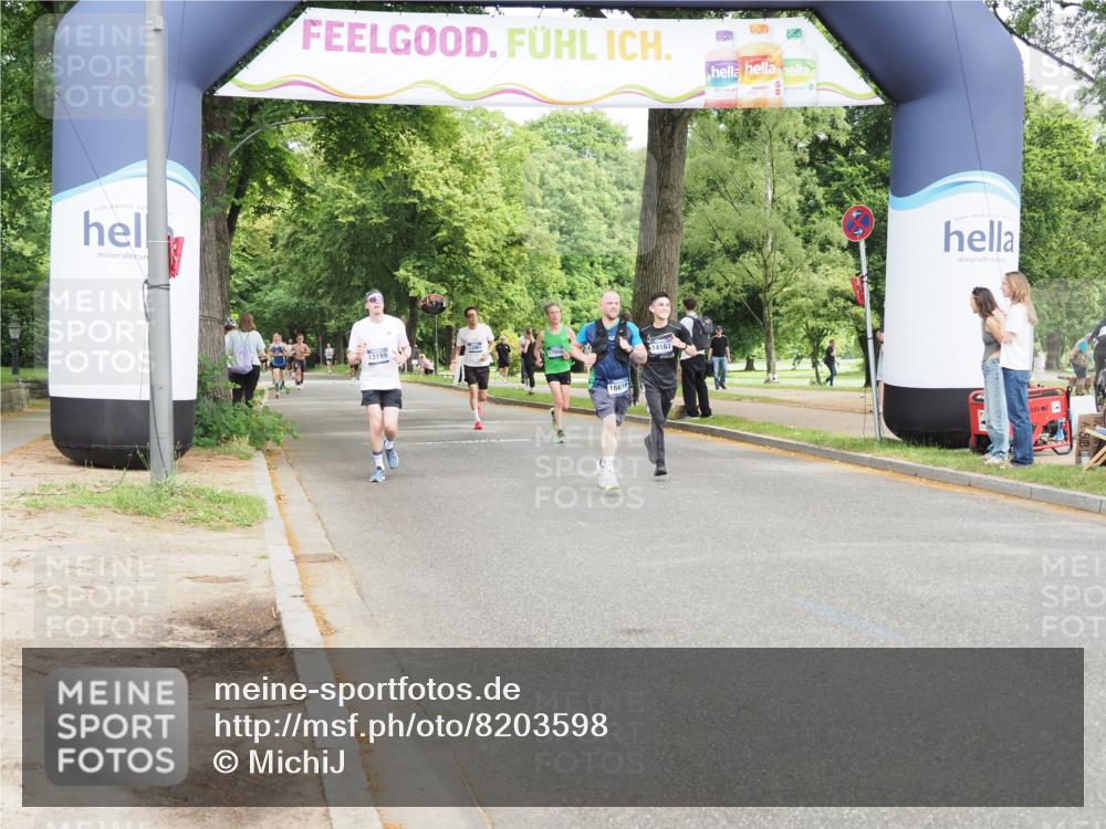29.06.2025 - hella hamburg halbmarathon MichiJ http://msf.ph/oto/8203598 29.06.2025 10:21:59 Zwischen KM18-KM19 1707, 1990, 11150, 14276, 16425, 16619 meine-sportfotos.de