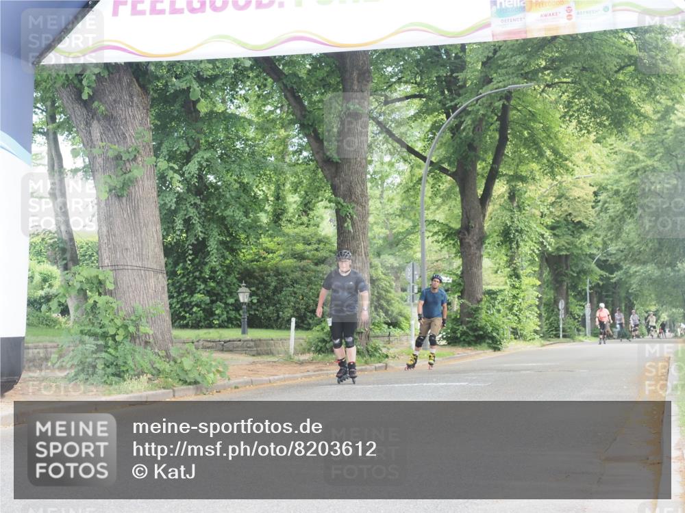 29.06.2025 - hella hamburg halbmarathon KatJ http://msf.ph/oto/8203612 29.06.2025 09:31:48 Zwischen KM18-KM19  meine-sportfotos.de