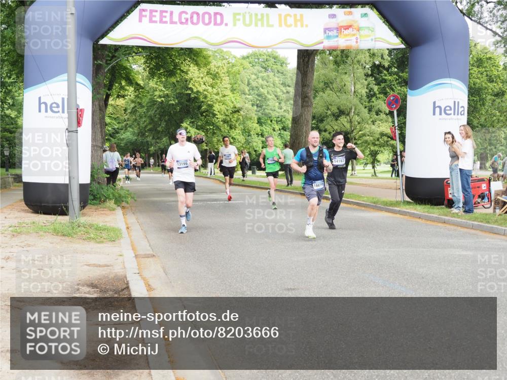 29.06.2025 - hella hamburg halbmarathon MichiJ http://msf.ph/oto/8203666 29.06.2025 10:21:59 Zwischen KM18-KM19 1707, 1990, 11150, 14276, 16425, 16619 meine-sportfotos.de