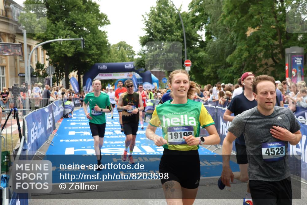 29.06.2025 - hella hamburg halbmarathon Zöllner http://msf.ph/oto/8203698 29.06.2025 10:48:08 Ziel 1086, 4324, 4601, 4711, 6377, 9544, 9626, 9638, 12706, 12724, 12747, 12808, 13570, 16094, 16149, 16269, 18206, 18922 meine-sportfotos.de
