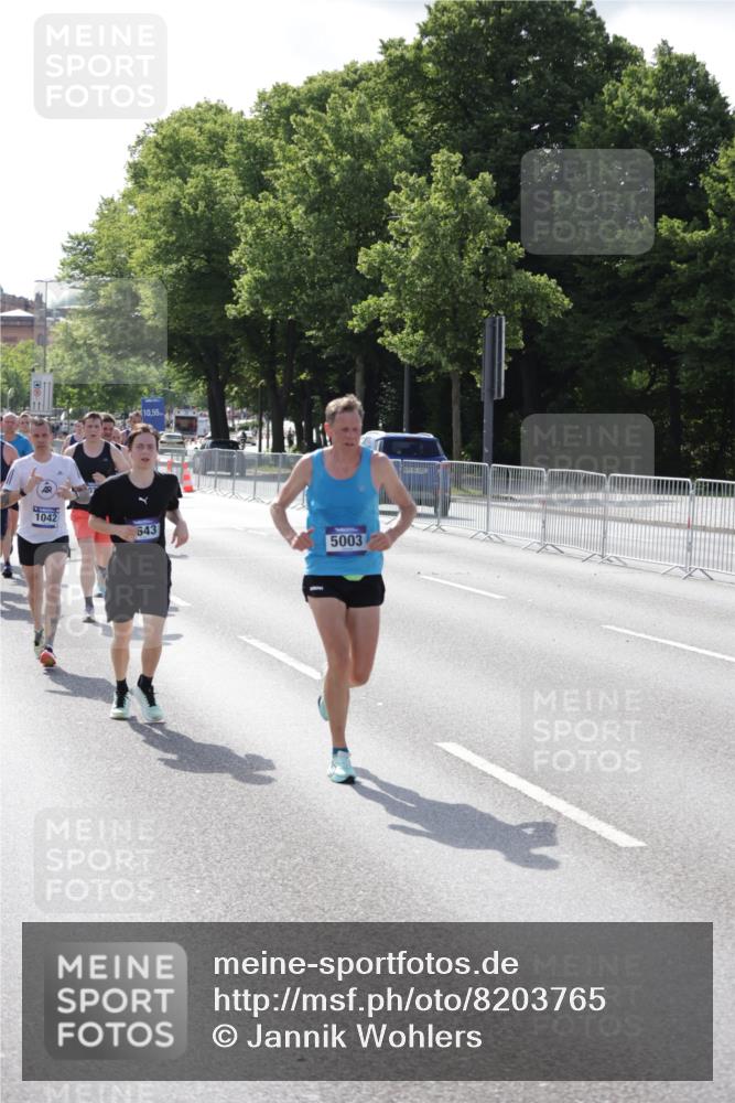 29.06.2025 - hella hamburg halbmarathon Jannik Wohlers http://msf.ph/oto/8203765 29.06.2025 09:48:23 Lombardsbrücke 1042, 2262, 2399, 3480, 3547, 4062, 4359, 4381, 5003, 5124, 5307, 6993, 7152, 7154, 8121, 8571, 9643, 10190, 10738, 12044, 13137, 13372, 13940, 14820, 15161, 15303, 15382, 15744, 16201, 17078, 18004, 18259, 18384 meine-sportfotos.de