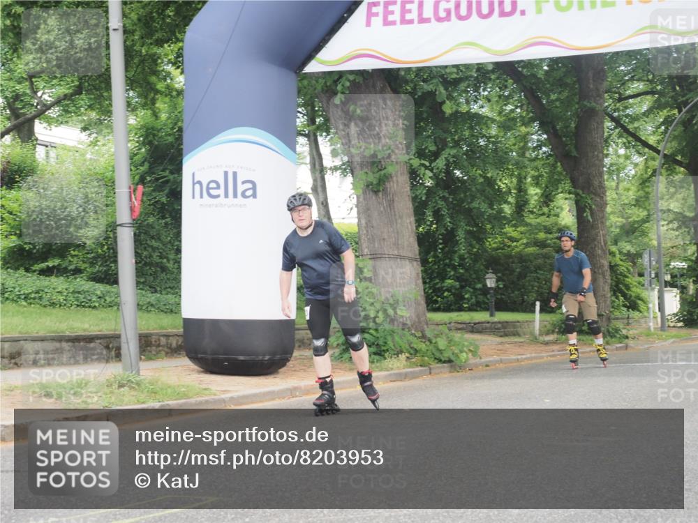 29.06.2025 - hella hamburg halbmarathon KatJ http://msf.ph/oto/8203953 29.06.2025 09:31:50 Zwischen KM18-KM19  meine-sportfotos.de