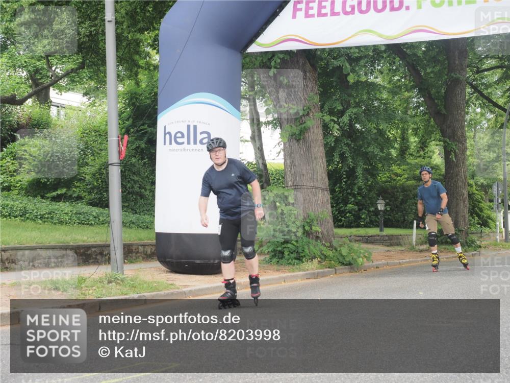 29.06.2025 - hella hamburg halbmarathon KatJ http://msf.ph/oto/8203998 29.06.2025 09:31:50 Zwischen KM18-KM19  meine-sportfotos.de