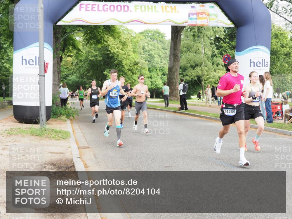 29.06.2025 - hella hamburg halbmarathon MichiJ http://msf.ph/oto/8204104 29.06.2025 10:22:09 Zwischen KM18-KM19 4749, 11929, 13199, 13961, 14289, 15887, 17056, 17175 meine-sportfotos.de