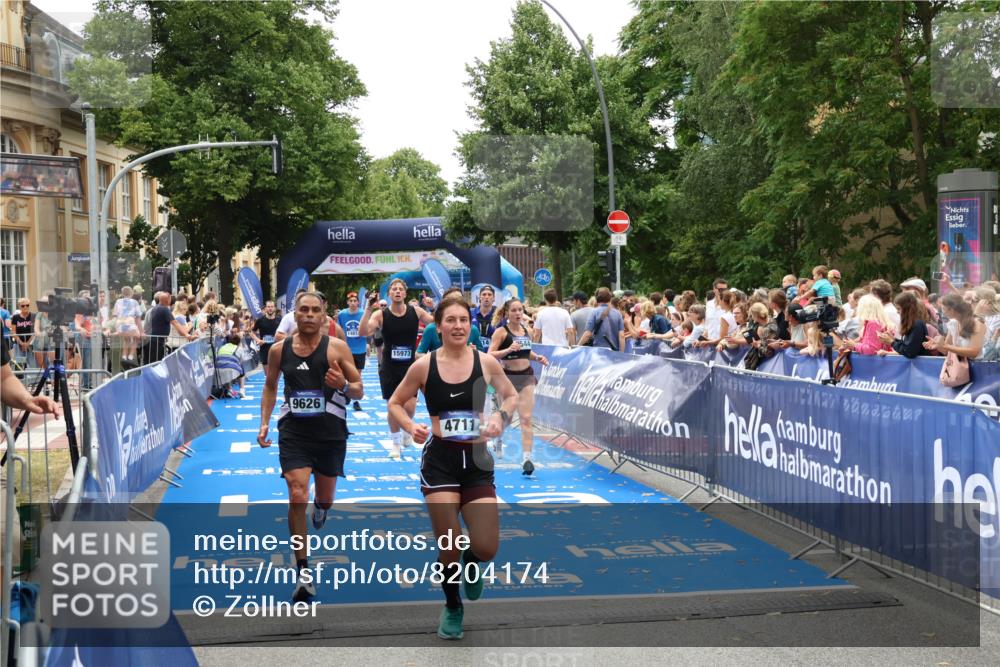 29.06.2025 - hella hamburg halbmarathon Zöllner http://msf.ph/oto/8204174 29.06.2025 10:48:15 Ziel 1914, 4711, 7599, 8916, 9544, 9626, 11211, 12685, 14192, 14797, 14814, 15590, 15629, 15973, 15981, 16094, 16269, 19127 meine-sportfotos.de