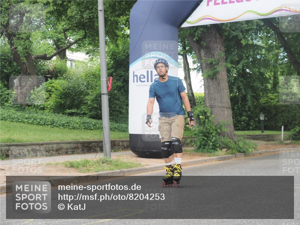29.06.2025 - hella hamburg halbmarathon KatJ http://msf.ph/oto/8204253 29.06.2025 09:31:52 Zwischen KM18-KM19  meine-sportfotos.de