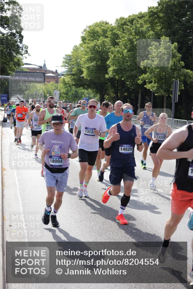 29.06.2025 - hella hamburg halbmarathon Jannik Wohlers http://msf.ph/oto/8204554 29.06.2025 09:48:27 Lombardsbrücke 1042, 1571, 2262, 3547, 4062, 4359, 4381, 5003, 5124, 5307, 6993, 7310, 7482, 8002, 8121, 8571, 9643, 10190, 10738, 11106, 11177, 11423, 12044, 13137, 13372, 13940, 14820, 15161, 15303, 15382, 15744, 16201, 17078, 17612, 18004, 18062, 18259, 18384, 18614, 19004 meine-sportfotos.de