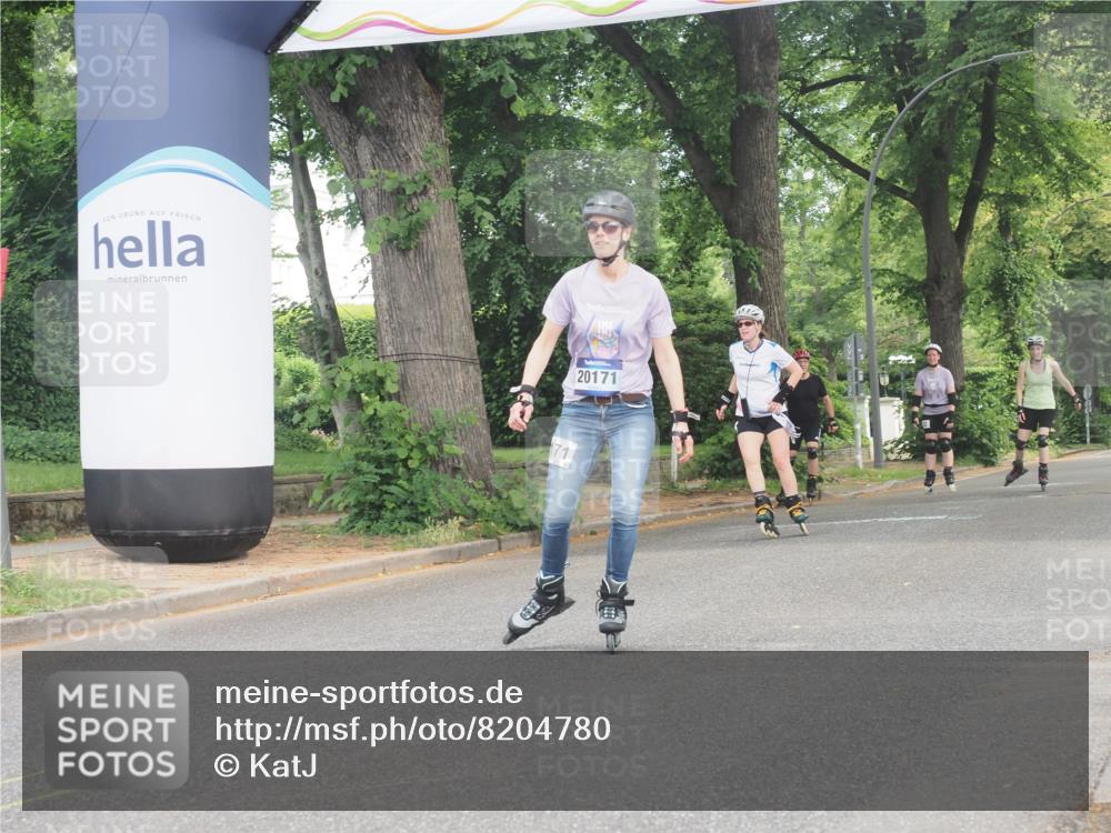 29.06.2025 - hella hamburg halbmarathon KatJ http://msf.ph/oto/8204780 29.06.2025 09:32:01 Zwischen KM18-KM19  meine-sportfotos.de