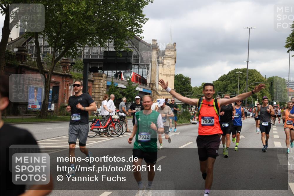 29.06.2025 - hella hamburg halbmarathon Yannick Fuchs http://msf.ph/oto/8205114 29.06.2025 10:44:51 20KM 1461, 1466, 1750, 1817, 2207, 2880, 3654, 4077, 4346, 4816, 5018, 5115, 6027, 6662, 6712, 6795, 7052, 7134, 7397, 7583, 7930, 7932, 8117, 8205, 8572, 8704, 8819, 9057, 11214, 11356, 12016, 12949, 13008, 13687, 13701, 13808, 13875, 14034, 14125, 14626, 15362, 15395, 15720, 16285, 16291, 17129, 17179, 17221, 17384, 18006, 18182, 18394, 18413, 18489 meine-sportfotos.de