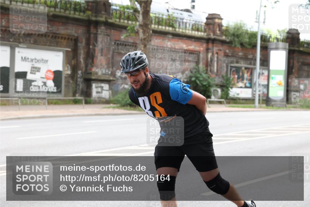 29.06.2025 - hella hamburg halbmarathon Yannick Fuchs http://msf.ph/oto/8205164 29.06.2025 09:16:35 20KM 2 meine-sportfotos.de