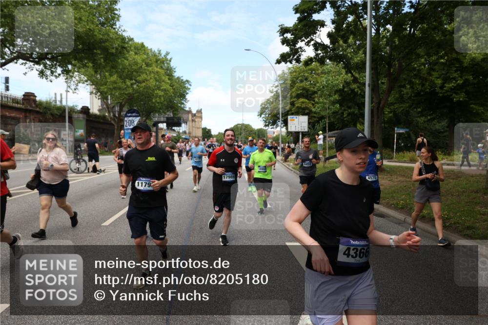29.06.2025 - hella hamburg halbmarathon Yannick Fuchs http://msf.ph/oto/8205180 29.06.2025 11:22:39 20KM 1740, 1775, 2514, 2914, 3365, 3421, 3613, 4122, 4366, 4561, 4570, 4817, 4969, 4993, 5496, 5798, 5806, 5943, 6444, 6859, 7162, 7267, 7387, 7667, 7820, 8031, 8349, 8787, 9133, 9217, 9512, 9830, 10391, 10573, 10586, 10710, 11122, 11787, 11793, 11879, 12230, 12404, 13057, 13910, 14041, 14265, 14338, 14521, 14536, 14808, 15466, 15589, 15709, 15721, 15722, 16558, 16650, 17712, 17714, 17989, 18109, 18402, 18672 meine-sportfotos.de