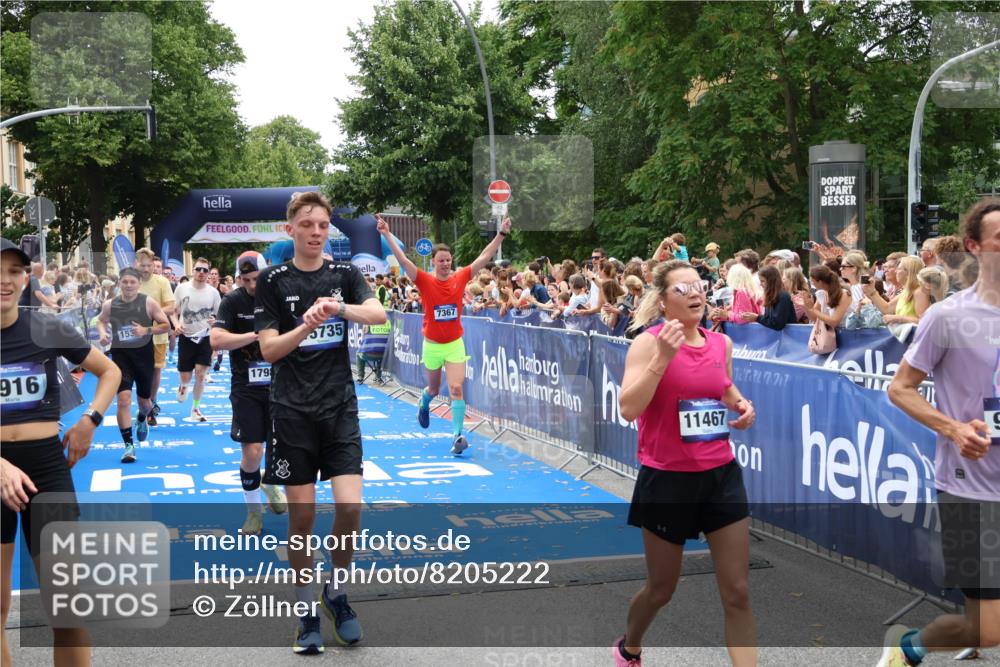 29.06.2025 - hella hamburg halbmarathon Zöllner http://msf.ph/oto/8205222 29.06.2025 10:48:27 Ziel 1537, 3747, 5129, 5362, 5528, 6081, 6923, 7367, 8216, 9262, 9770, 11451, 11467, 12549, 12840, 14990, 15735, 17745, 17855, 17982, 18790, 18923 meine-sportfotos.de