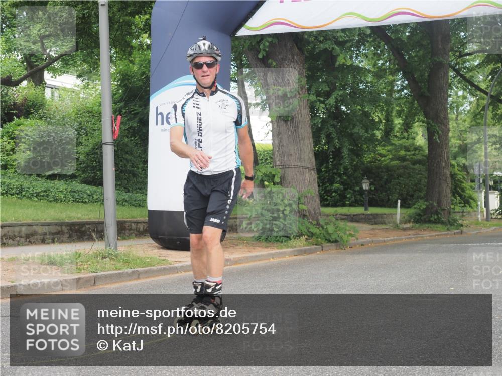 29.06.2025 - hella hamburg halbmarathon KatJ http://msf.ph/oto/8205754 29.06.2025 09:32:09 Zwischen KM18-KM19  meine-sportfotos.de