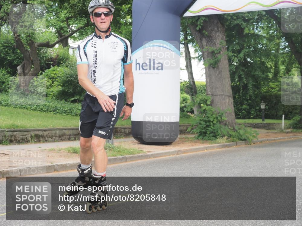 29.06.2025 - hella hamburg halbmarathon KatJ http://msf.ph/oto/8205848 29.06.2025 09:32:09 Zwischen KM18-KM19  meine-sportfotos.de