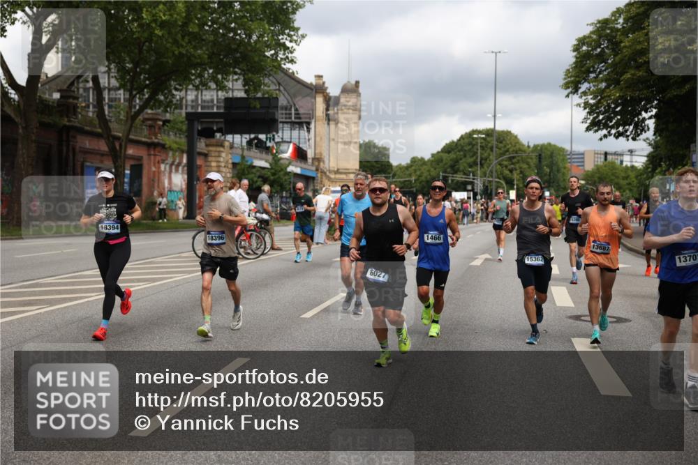 29.06.2025 - hella hamburg halbmarathon Yannick Fuchs http://msf.ph/oto/8205955 29.06.2025 10:44:53 20KM 1461, 1466, 1750, 1817, 2207, 2540, 2880, 3654, 4077, 4346, 4816, 5018, 5115, 6027, 6662, 6712, 6795, 7052, 7134, 7369, 7397, 7583, 7930, 7932, 8117, 8205, 8572, 8704, 8819, 9057, 11214, 11422, 12016, 12949, 13008, 13687, 13701, 13808, 13875, 14034, 14125, 14626, 15362, 15395, 15720, 16285, 16291, 17129, 17179, 17221, 17384, 18006, 18182, 18394, 18413, 18489 meine-sportfotos.de