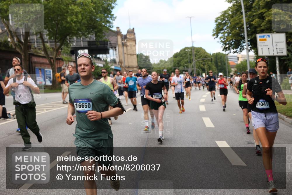 29.06.2025 - hella hamburg halbmarathon Yannick Fuchs http://msf.ph/oto/8206037 29.06.2025 11:22:45 20KM 1740, 1775, 2342, 2514, 2914, 3050, 3365, 3421, 3613, 4122, 4378, 4561, 4570, 4969, 4993, 5496, 5798, 5941, 5943, 6444, 7162, 7267, 7387, 7667, 7820, 8031, 8349, 8687, 8688, 8787, 9133, 9217, 9512, 9830, 10391, 10573, 10586, 10710, 11122, 11178, 12302, 13057, 13910, 14041, 14338, 14349, 14536, 14657, 14808, 15466, 15589, 15709, 15721, 15722, 16558, 16650, 17560, 17696, 17712, 17714, 18109, 18672, 19213 meine-sportfotos.de
