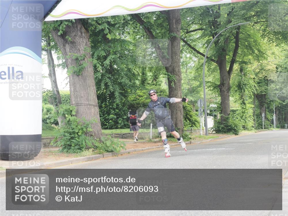 29.06.2025 - hella hamburg halbmarathon KatJ http://msf.ph/oto/8206093 29.06.2025 09:32:18 Zwischen KM18-KM19  meine-sportfotos.de