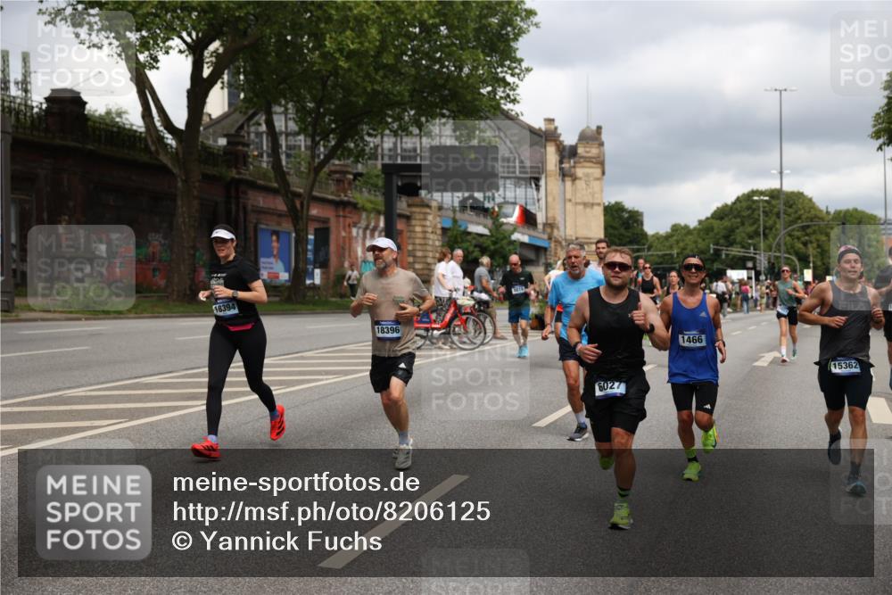 29.06.2025 - hella hamburg halbmarathon Yannick Fuchs http://msf.ph/oto/8206125 29.06.2025 10:44:54 20KM 1461, 1466, 1750, 1817, 2207, 2540, 2880, 3654, 4077, 4816, 5018, 5115, 6027, 6662, 6712, 6795, 7052, 7134, 7369, 7397, 7583, 7930, 7932, 8117, 8205, 8261, 8572, 8819, 9057, 11214, 11422, 12016, 12778, 12949, 13008, 13687, 13701, 13808, 13875, 14034, 14125, 14626, 15362, 15395, 15720, 16285, 16291, 17129, 17179, 17221, 17384, 18006, 18182, 18394, 18413, 18489 meine-sportfotos.de