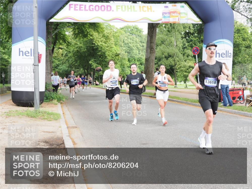 29.06.2025 - hella hamburg halbmarathon MichiJ http://msf.ph/oto/8206204 29.06.2025 10:22:30 Zwischen KM18-KM19 2879, 4602, 10453, 11745, 13618, 14908, 15326, 16881, 16931, 17151, 18679, 19059 meine-sportfotos.de