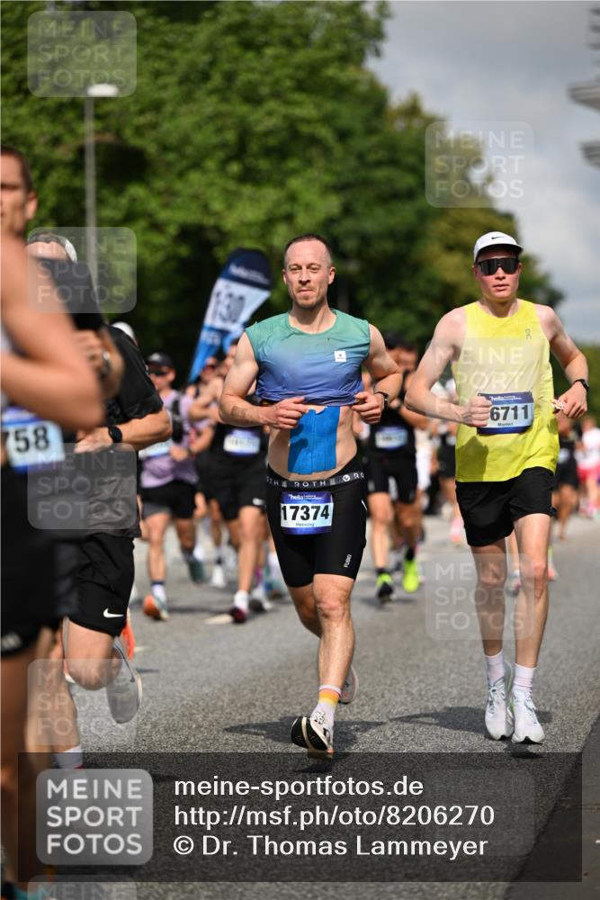 29.06.2025 - hella hamburg halbmarathon Dr. Thomas Lammeyer http://msf.ph/oto/8206270 29.06.2025 09:48:31 Kennedybrücke 1758, 1990, 2746, 3043, 4050, 5070, 5269, 5328, 5746, 5826, 6781, 7272, 7723, 8209, 8883, 9137, 9381, 9634, 10171, 10486, 11169, 11413 meine-sportfotos.de