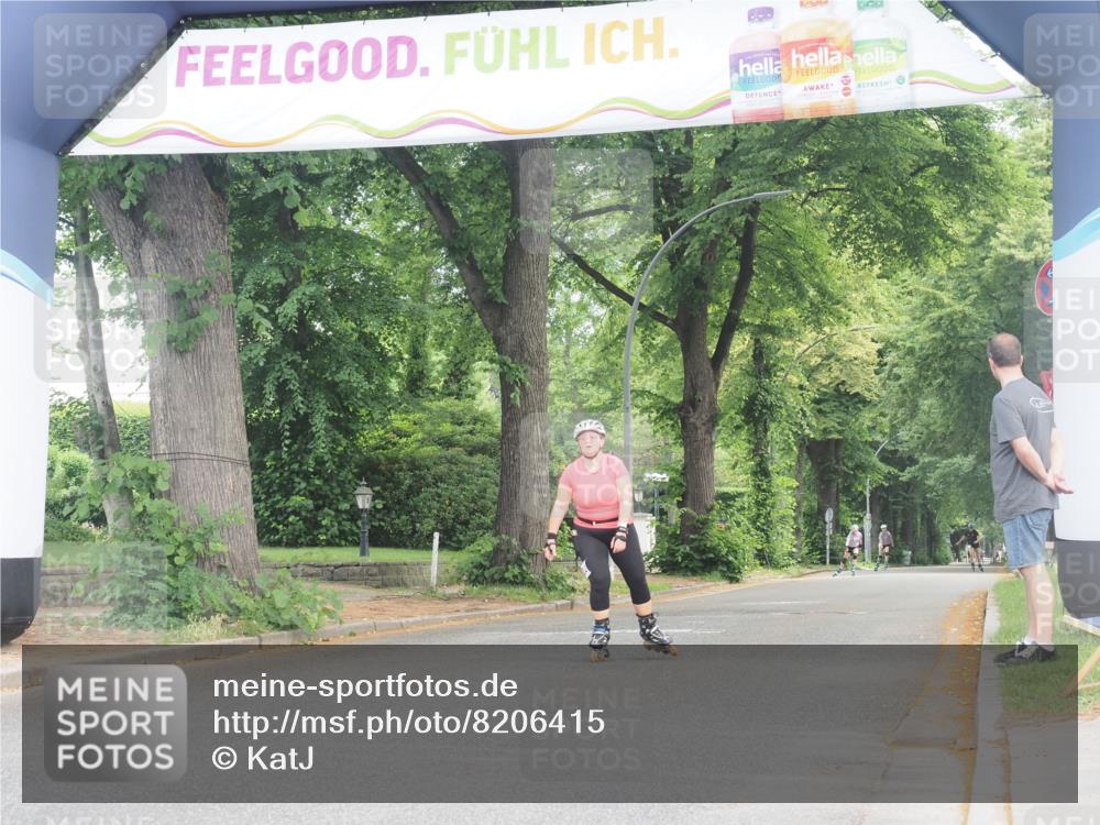 29.06.2025 - hella hamburg halbmarathon KatJ http://msf.ph/oto/8206415 29.06.2025 09:32:40 Zwischen KM18-KM19  meine-sportfotos.de