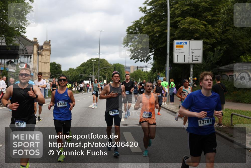 29.06.2025 - hella hamburg halbmarathon Yannick Fuchs http://msf.ph/oto/8206420 29.06.2025 10:44:54 20KM 1461, 1466, 1750, 1817, 2207, 2540, 2880, 3654, 4077, 4816, 5018, 5115, 6027, 6662, 6712, 6795, 7052, 7134, 7369, 7397, 7583, 7930, 7932, 8117, 8205, 8261, 8572, 8819, 9057, 11214, 11422, 12016, 12778, 12949, 13008, 13687, 13701, 13808, 13875, 14034, 14125, 14626, 15362, 15395, 15720, 16285, 16291, 17129, 17179, 17221, 17384, 18006, 18182, 18394, 18413, 18489 meine-sportfotos.de