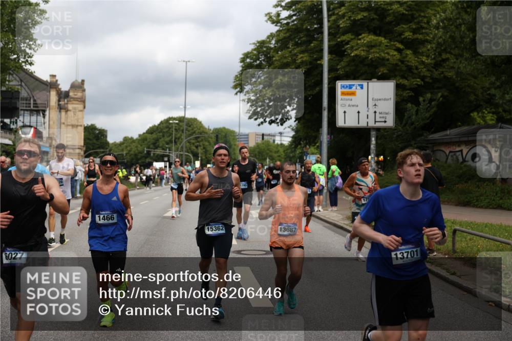 29.06.2025 - hella hamburg halbmarathon Yannick Fuchs http://msf.ph/oto/8206446 29.06.2025 10:44:54 20KM 1461, 1466, 1750, 1817, 2207, 2540, 2880, 3654, 4077, 4816, 5018, 5115, 6027, 6662, 6712, 6795, 7052, 7134, 7369, 7397, 7583, 7930, 7932, 8117, 8205, 8261, 8572, 8819, 9057, 11214, 11422, 12016, 12778, 12949, 13008, 13687, 13701, 13808, 13875, 14034, 14125, 14626, 15362, 15395, 15720, 16285, 16291, 17129, 17179, 17221, 17384, 18006, 18182, 18394, 18413, 18489 meine-sportfotos.de