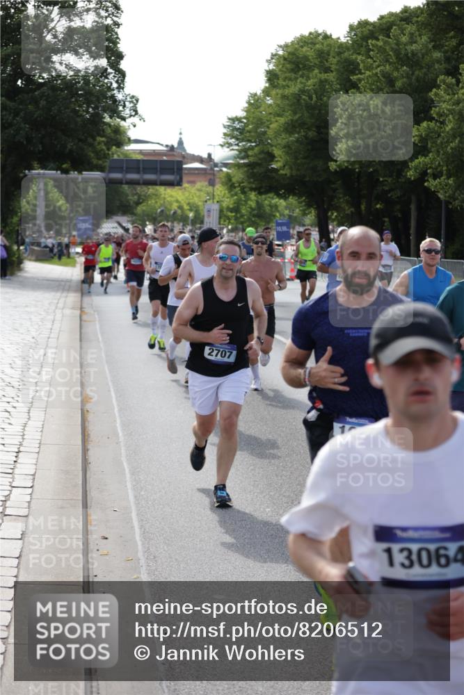 29.06.2025 - hella hamburg halbmarathon Jannik Wohlers http://msf.ph/oto/8206512 29.06.2025 09:48:43 Lombardsbrücke 1571, 1600, 1603, 2044, 2707, 2797, 4062, 5050, 5124, 5889, 6037, 6047, 6771, 7109, 7310, 7482, 7743, 7981, 8002, 8358, 9640, 10369, 10451, 10877, 11106, 11177, 11423, 11447, 12088, 12091, 12168, 12739, 13064, 13137, 13158, 13190, 13372, 13755, 13900, 14075, 14311, 14603, 14905, 15161, 15178, 16280, 16400, 17078, 17097, 17489, 17612, 17723, 17792, 17916, 18062, 18614, 19004 meine-sportfotos.de