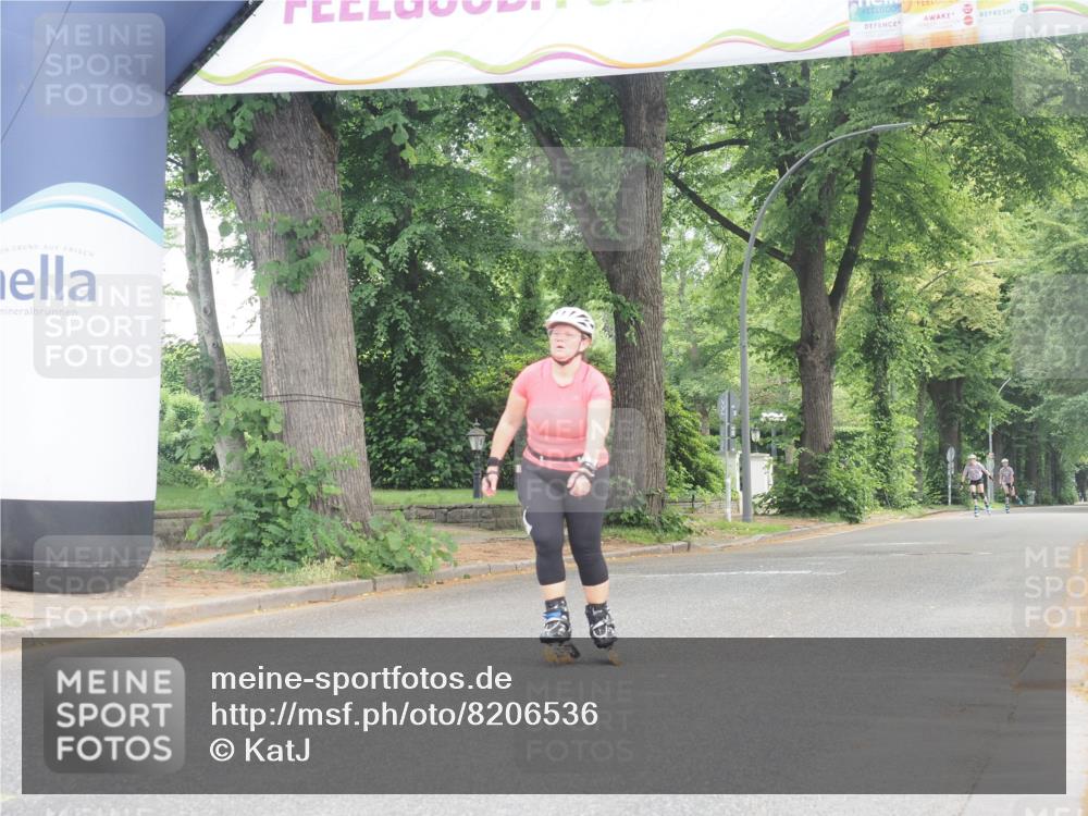 29.06.2025 - hella hamburg halbmarathon KatJ http://msf.ph/oto/8206536 29.06.2025 09:32:41 Zwischen KM18-KM19  meine-sportfotos.de