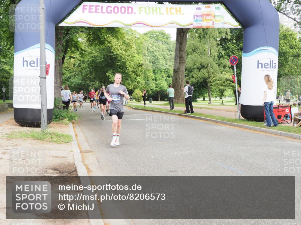 29.06.2025 - hella hamburg halbmarathon MichiJ http://msf.ph/oto/8206573 29.06.2025 10:22:33 Zwischen KM18-KM19 4602, 11745, 13618, 14908, 15326, 16931, 18679, 19059 meine-sportfotos.de