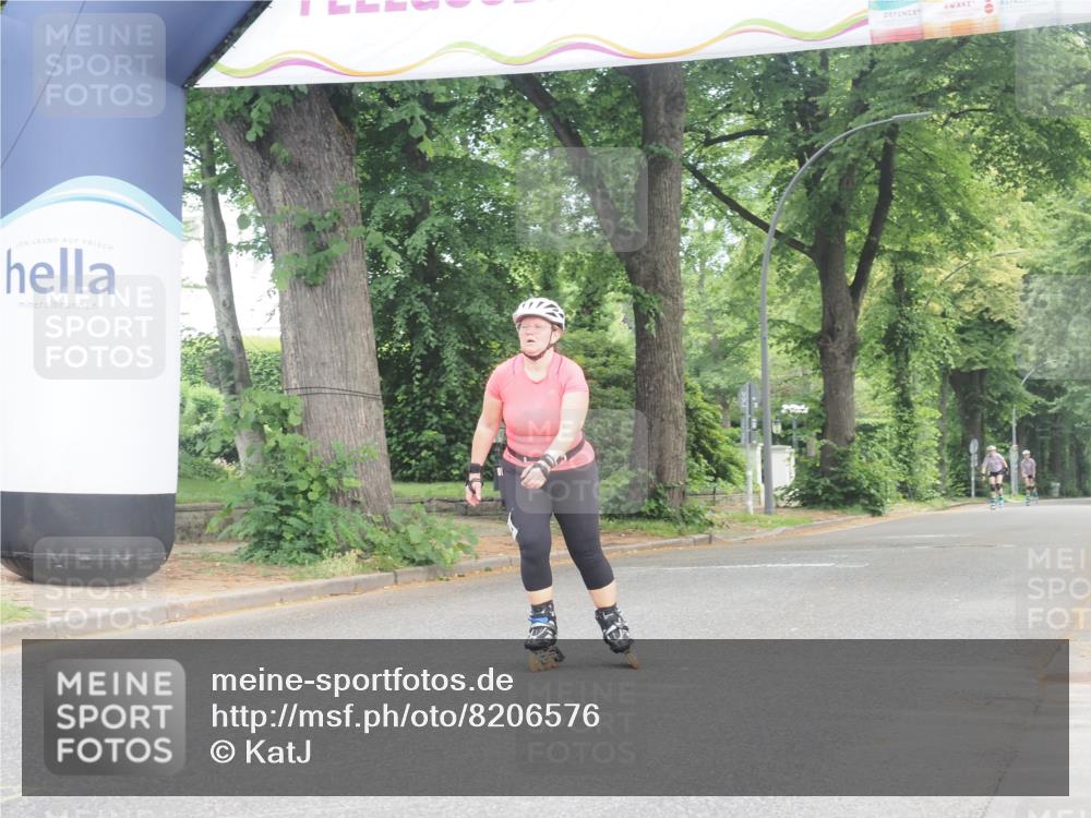 29.06.2025 - hella hamburg halbmarathon KatJ http://msf.ph/oto/8206576 29.06.2025 09:32:41 Zwischen KM18-KM19  meine-sportfotos.de